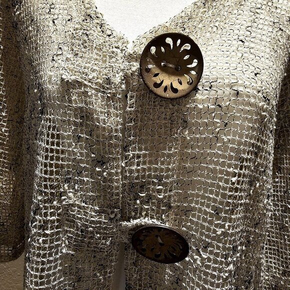 Nina Leonard Black Flecks & Cream Crochet Cardigan  Natural Wooden Buttons M - Picture 5 of 11